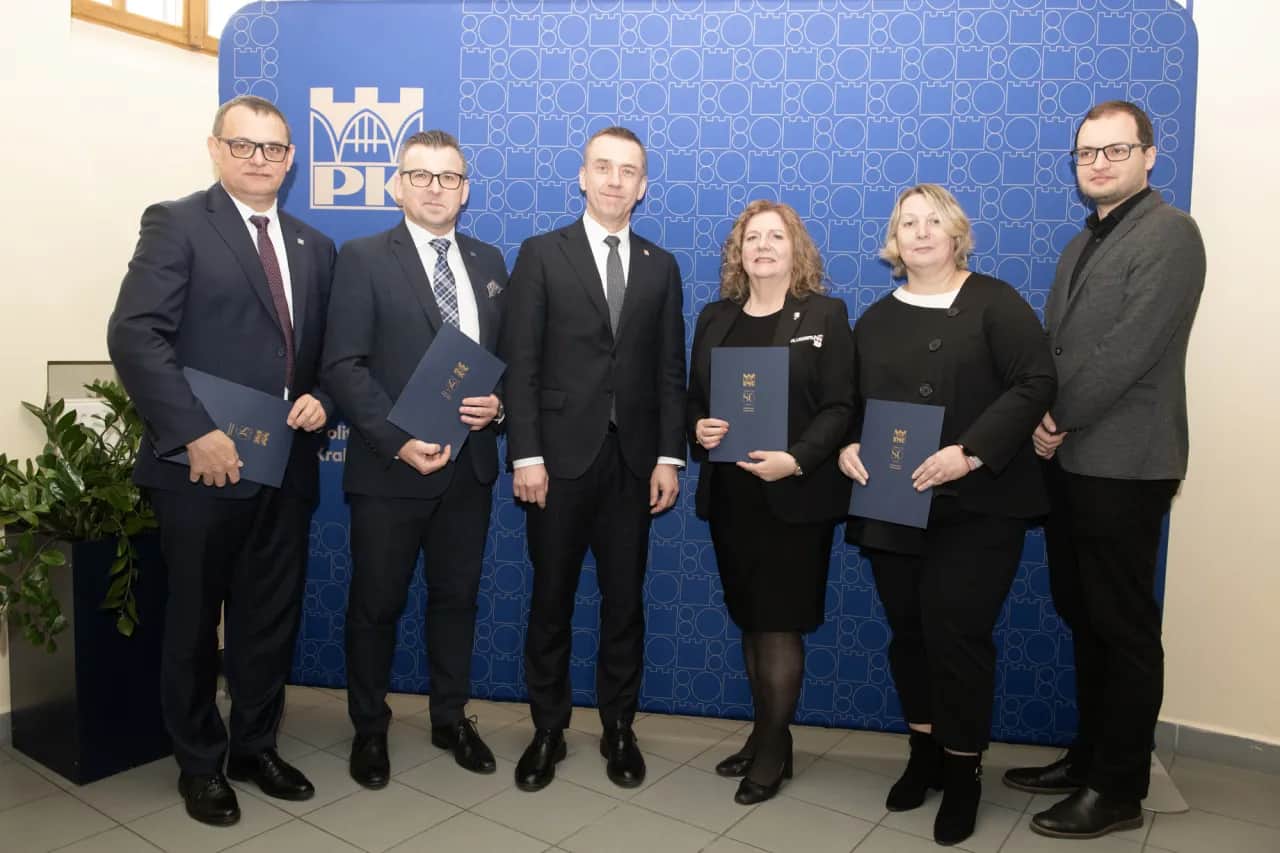 Zimowe szlaki w Tatrach: Gdzie bezpiecznie iść? Poradnik Paweł Jaworski