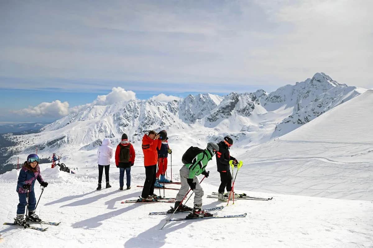 Kasprowy Wierch: Narty dla zaawansowanych? Sprawdź, czy warto!