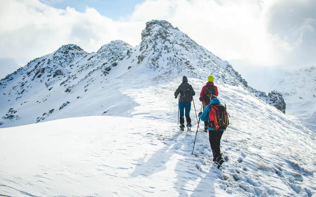 Starorobociański Wierch: Szlaki, porady i zimowe wyzwania. Czy dasz radę?