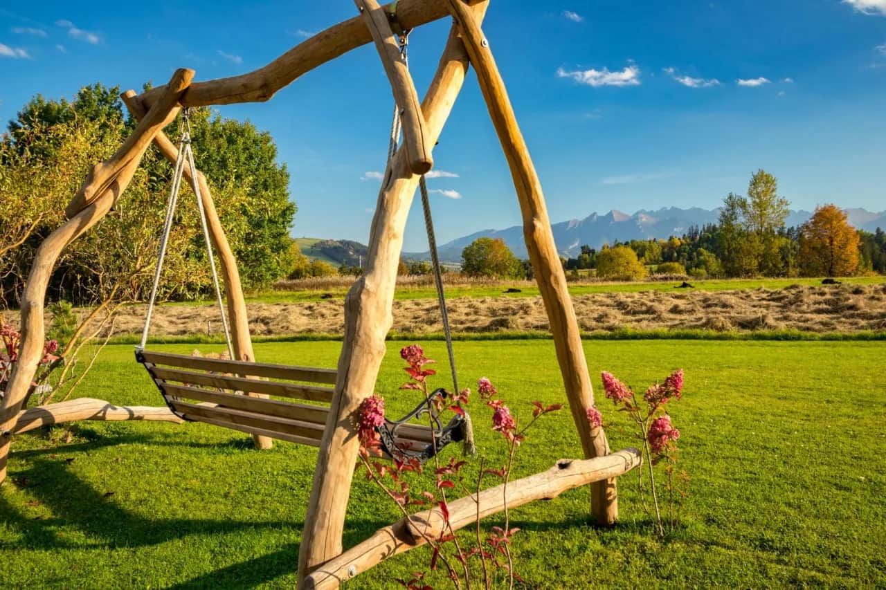 Bacówki Białka Tatrzańska: Jak znaleźć prawdziwy smak Podhala?